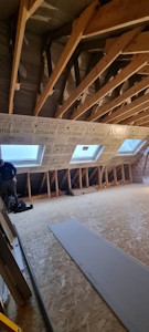 Aménagement d'un grenier à Nivelles - Début de l'étanchéité à l'air