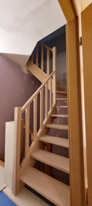 Aménagement d'un grenier à Nivelles - Pose de l'escalier sur mesure