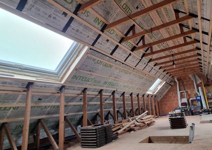 Aménagement d'un grenier à Wavre - Réalisation de l'étanchéité à l'air avec l'INTELLO PLUS