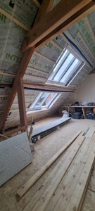 Aménagement d'un grenier à Beersel - Etanchéite a l'air - Lattage termine